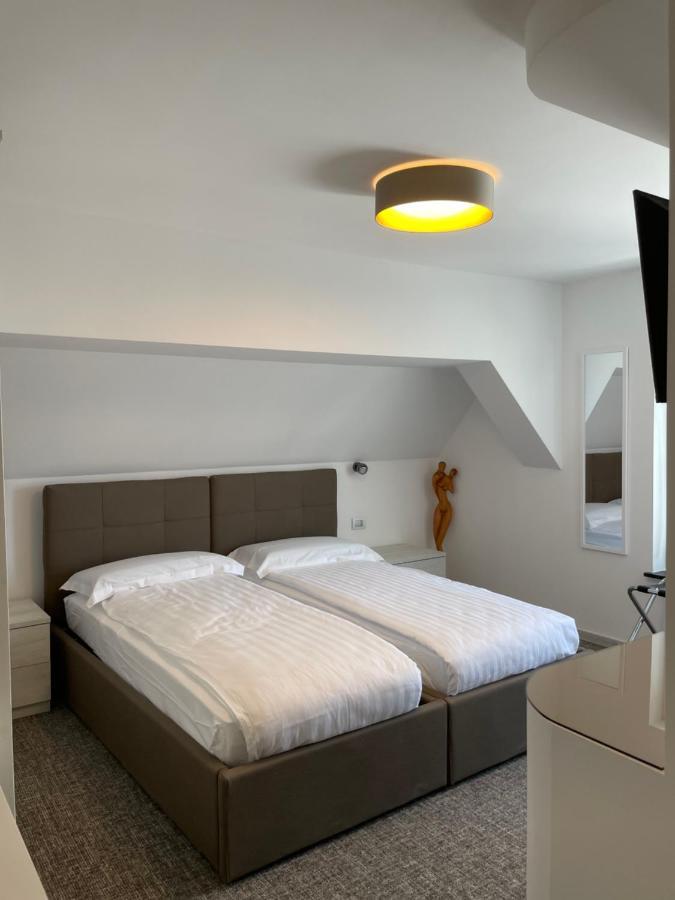 Villa Quattro Ducati Kirchheim unter Teck Exterior photo